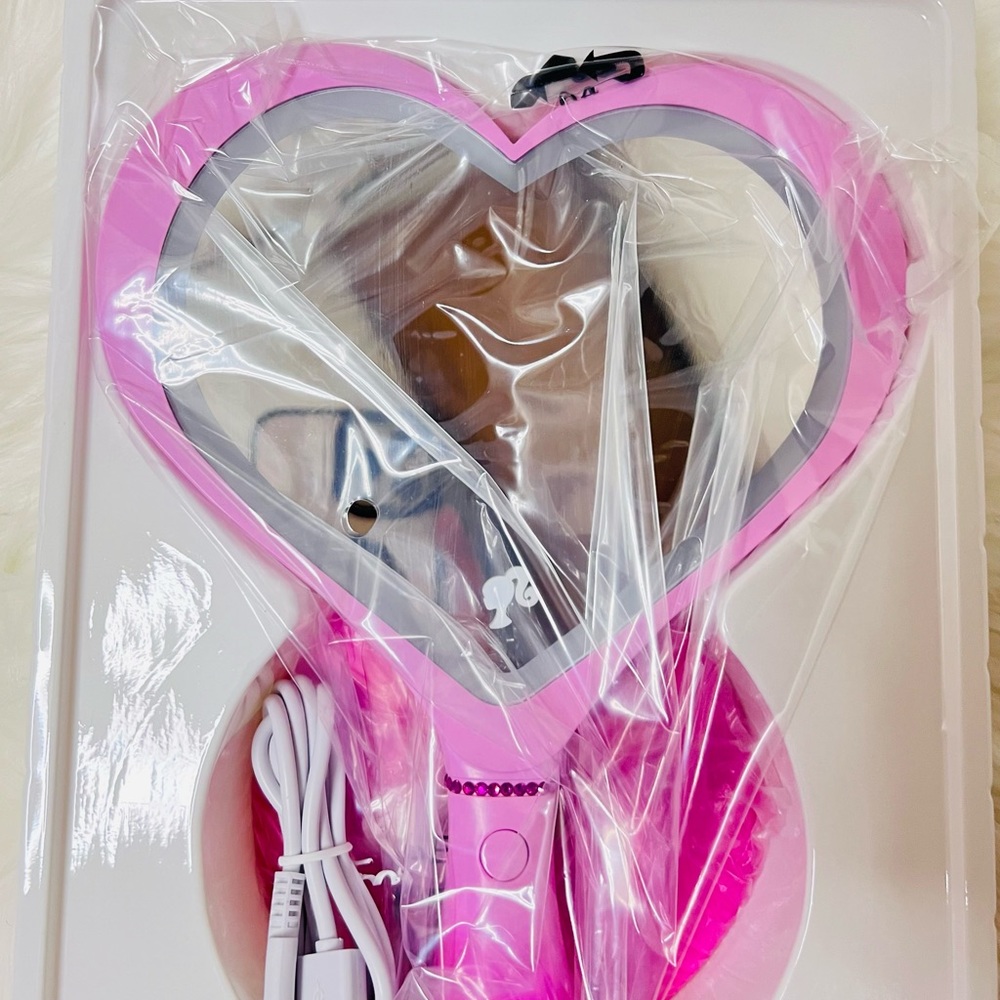 Barbie‎ Handheld Mirror - Picture 7 of 8